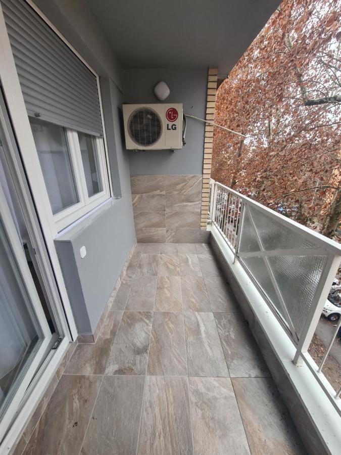 Apartman Yellow - Self Check In Ösek Dış mekan fotoğraf